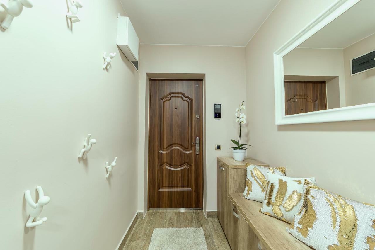 Chic By Landev Apartamento Braşov